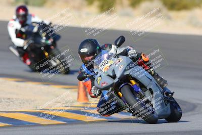 media/Dec-18-2022-SoCal Trackdays (Sun) [[8099a50955]]/Turn 10 (140pm)/